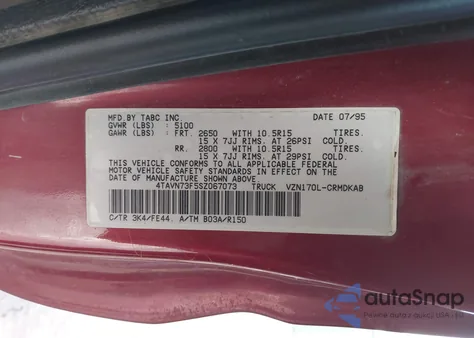 1995 Toyota Tacoma Xtracab z USA, uszkodzony, nr VIN 4TAVN73F7SZ039341